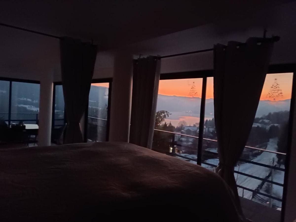 Cabana De Pe Stanca Колибица Экстерьер фото